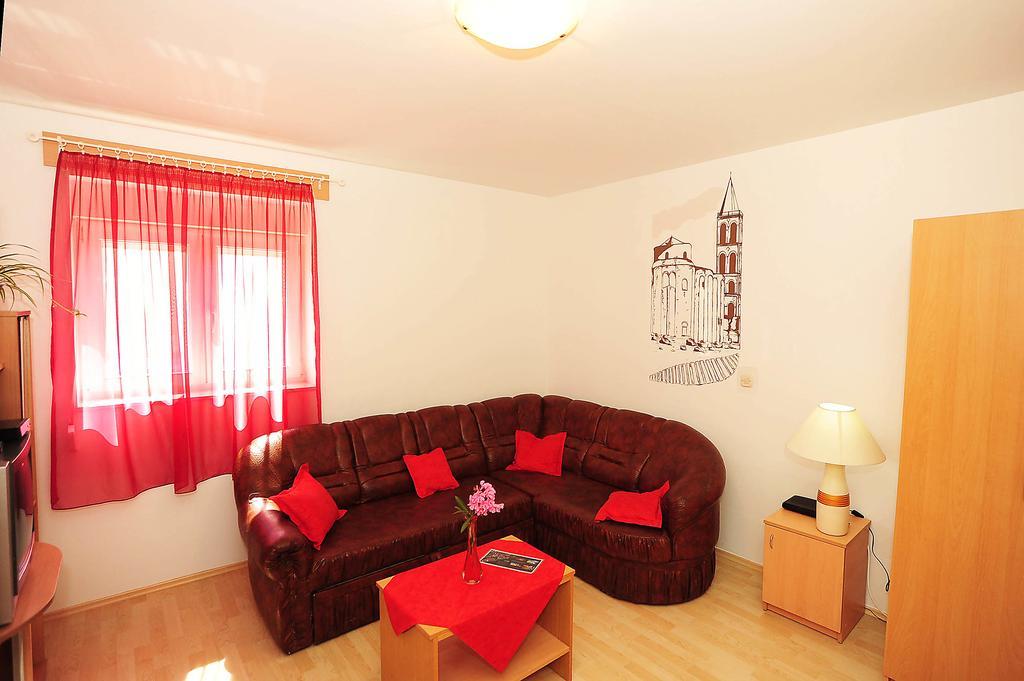 Apartment Mile Задар Екстериор снимка